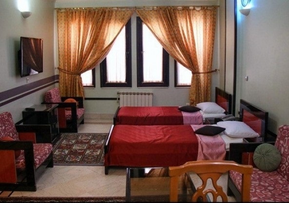 اتاق دو تخته توئین هتل آپارتمان هشت بهشت اصفهان